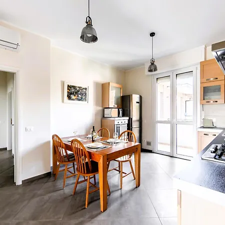 Hostly-family Ardenza-near The Seaside Livorno