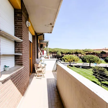 Apartment Hostly-family Ardenza-near The Seaside *